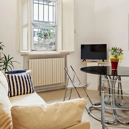 Apartament Guesthost - Palazzo Dei Diamanti