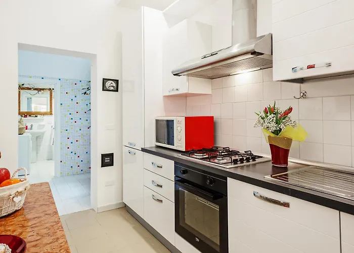 Guesthost - Palazzo Dei Diamanti Apartament