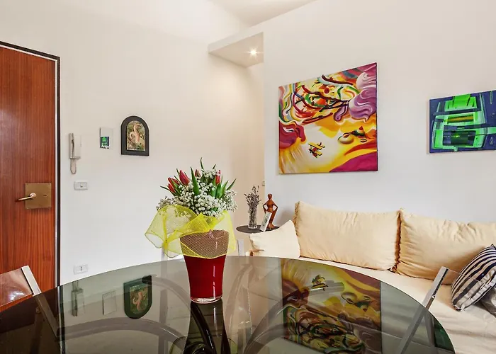 Apartament Guesthost - Palazzo Dei Diamanti *
