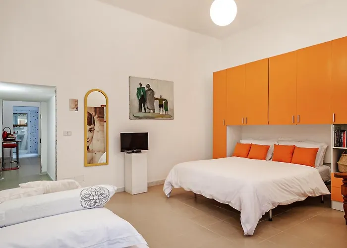 Guesthost - Palazzo Dei Diamanti * 费拉拉